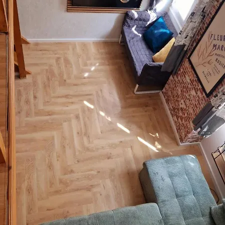 Apartment Center *